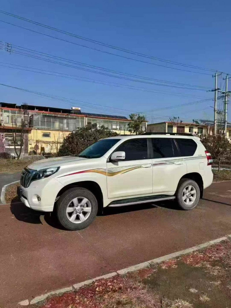 潍坊17年丰田普拉多2