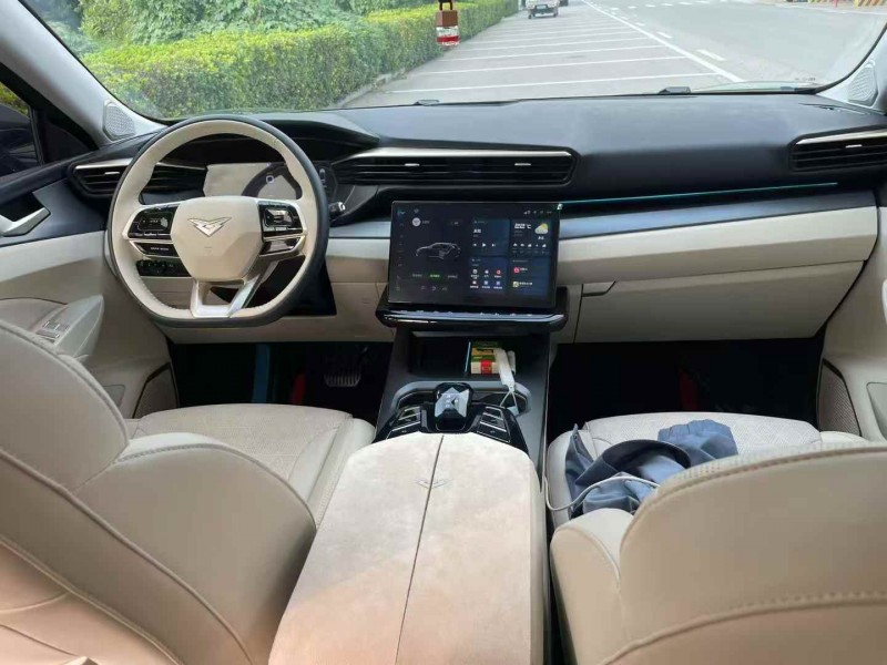 承德25年凯翼昆仑4