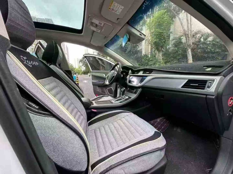 连云港18年吉利帝豪6