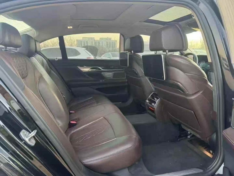 潍坊17年宝马7系5