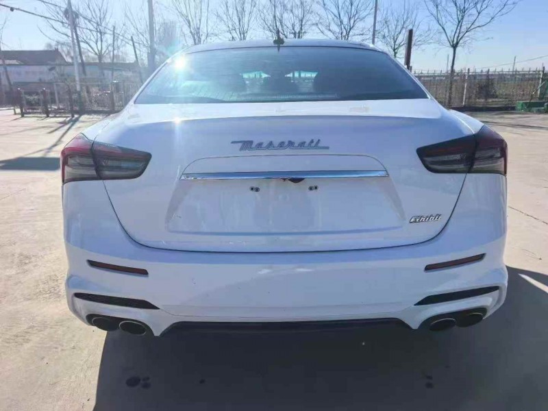 唐山15年玛莎拉蒂Ghibli8