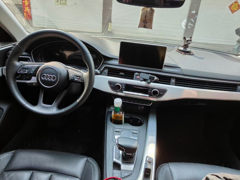 济宁19年奥迪A4L4