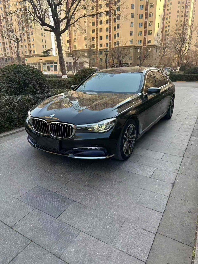 承德17年宝马7系3