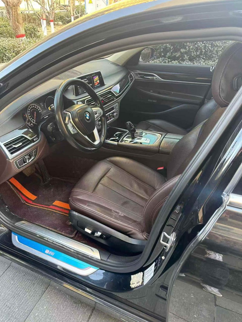 承德17年宝马7系4