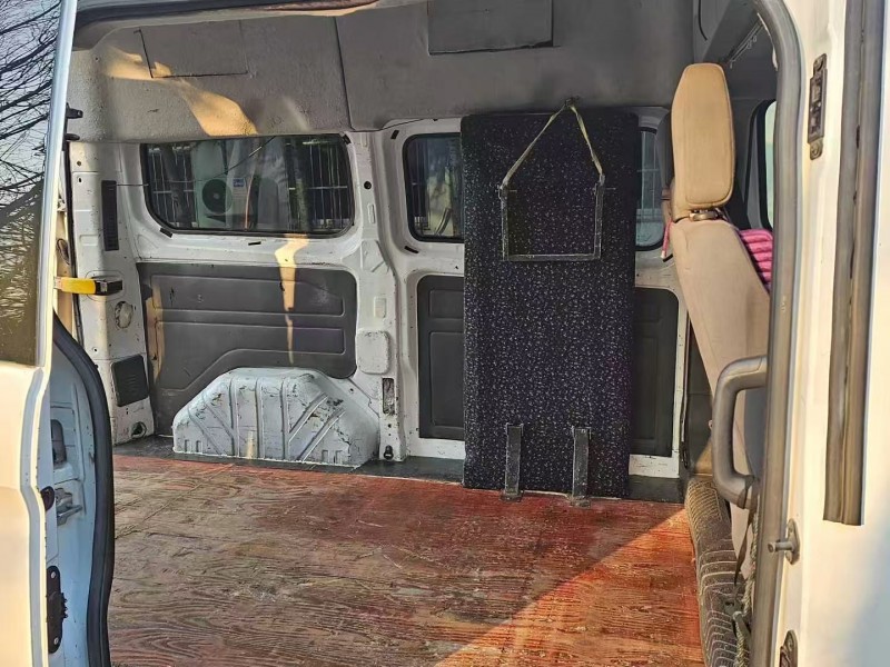 菏泽17年福特途睿欧2