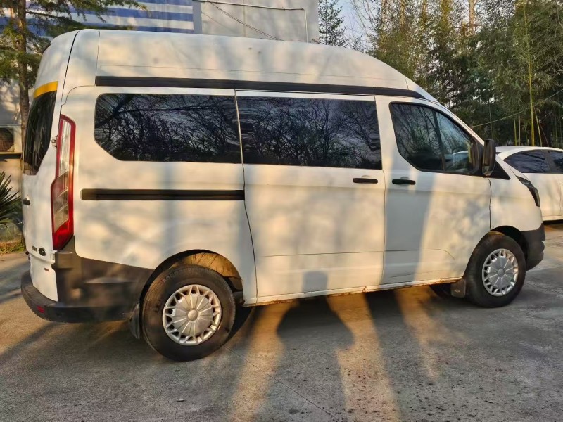 菏泽17年福特途睿欧8