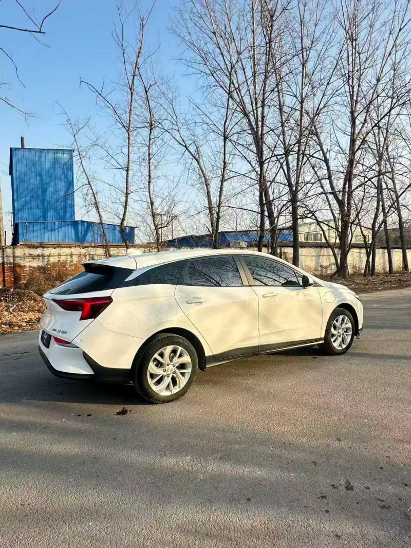 菏泽23年别克微蓝7