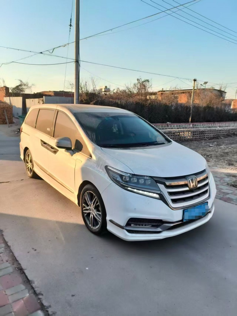 石家庄21年本田艾力绅2