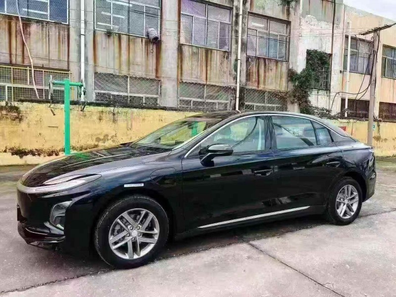 烟台25年红旗E-QM52