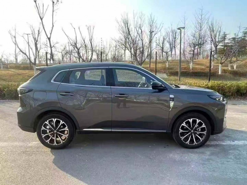 淄博25年长安汽车CS552