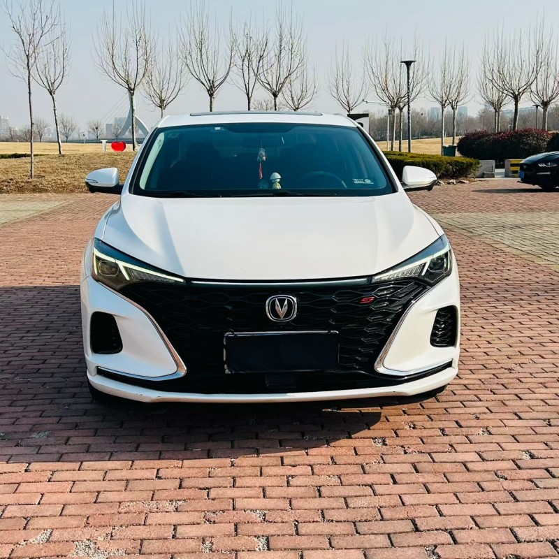 聊城22年长安汽车逸动1