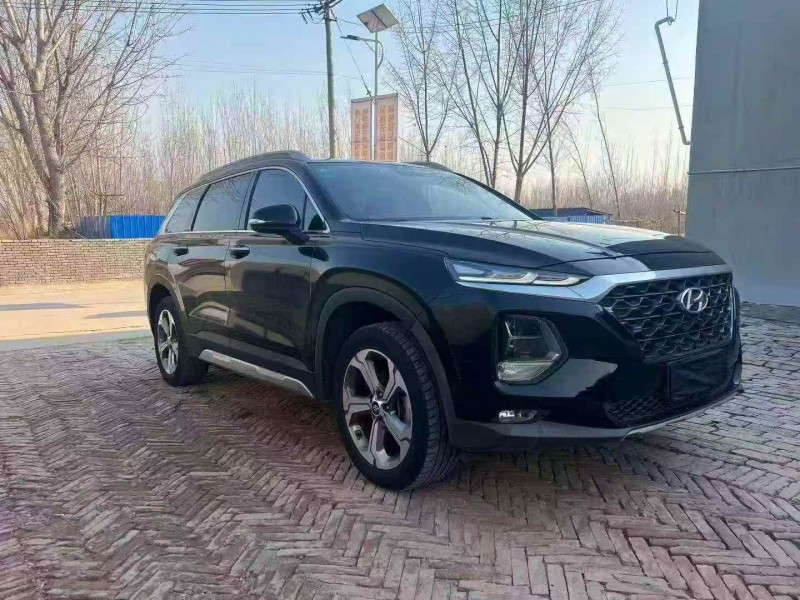 邢台20年现代新胜达3