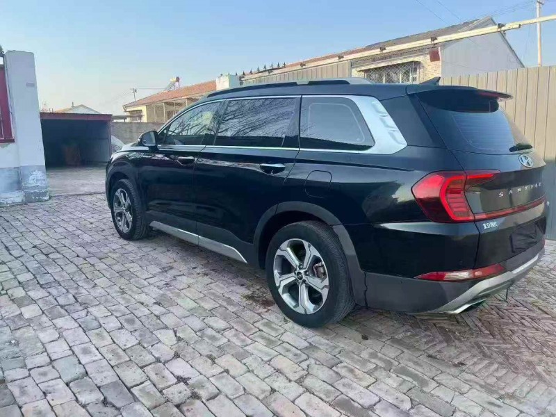 邢台20年现代新胜达9