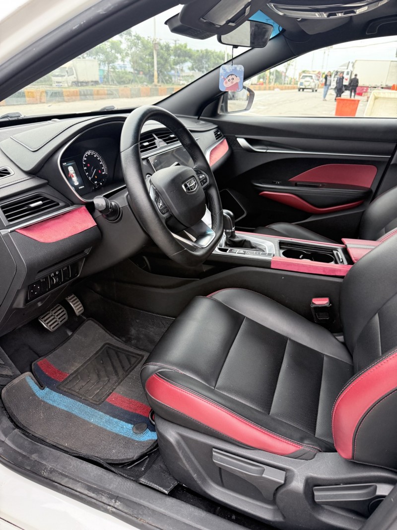 潮州22年吉利缤瑞3