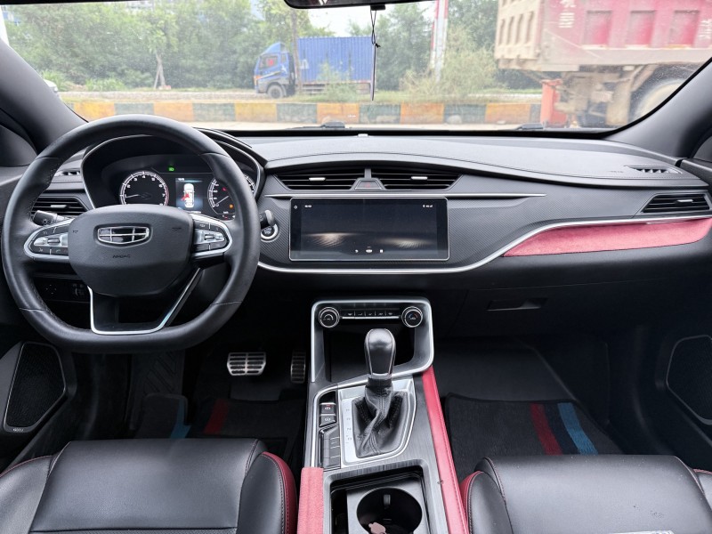 潮州22年吉利缤瑞5