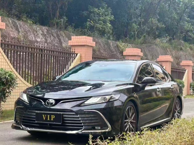 东莞23年丰田凯美瑞2