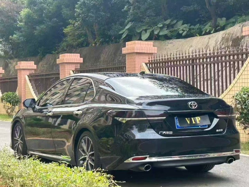 东莞23年丰田凯美瑞7