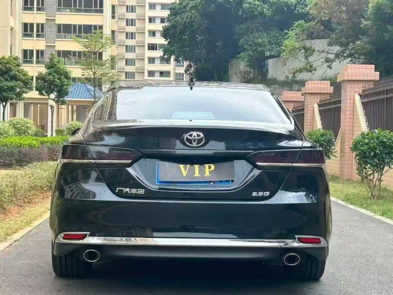 东莞23年丰田凯美瑞8