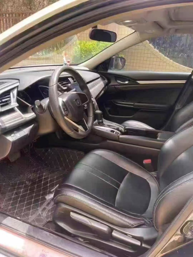 东莞19年本田思域4