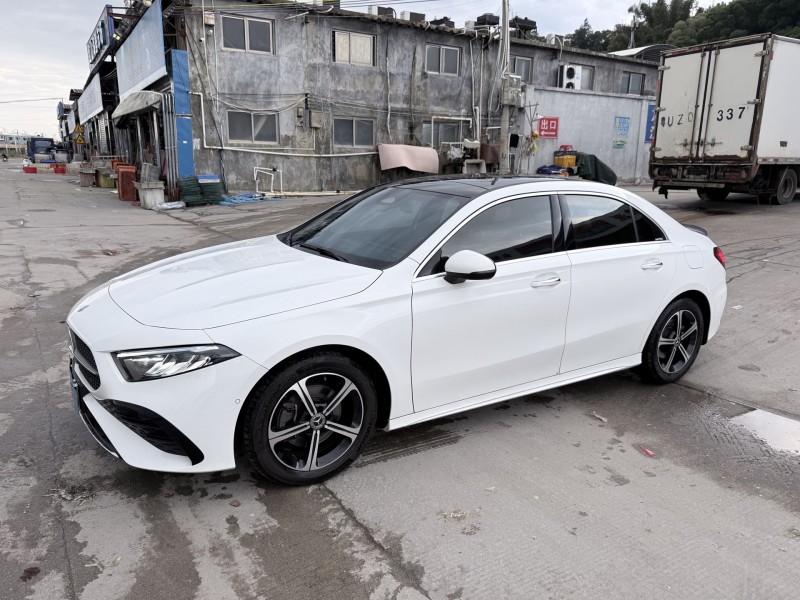 潮州23年奔驰A2