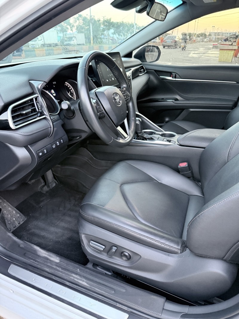 潮州23年丰田凯美瑞3