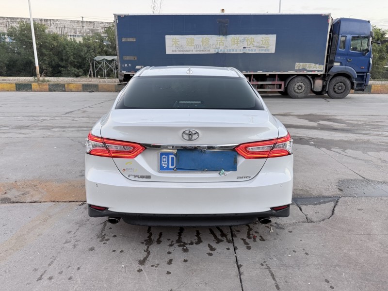 潮州23年丰田凯美瑞8