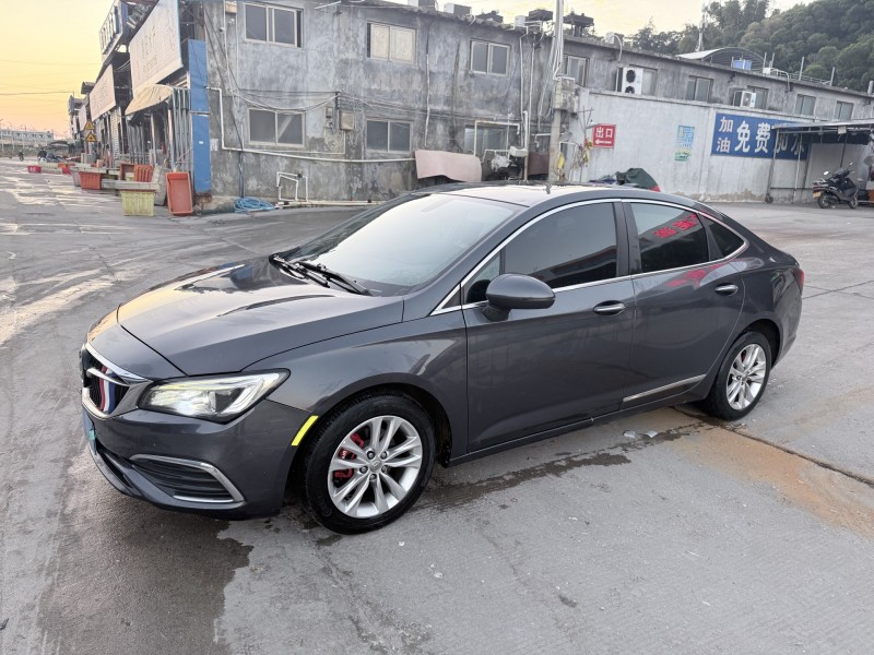 潮州17年别克威朗2