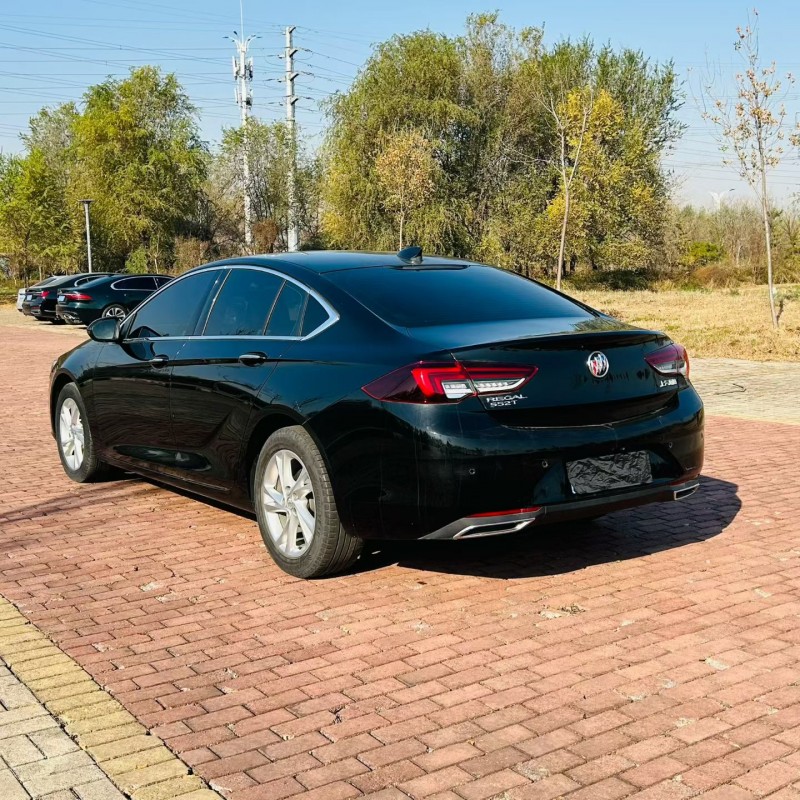 聊城23年别克君威8