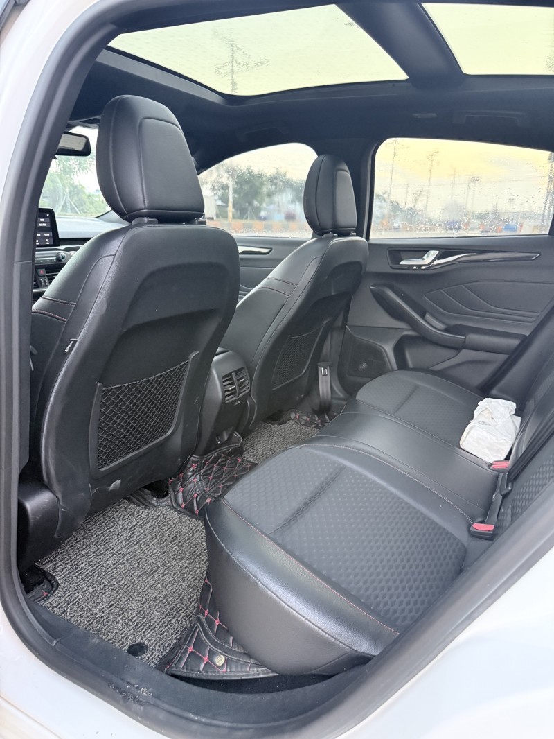 潮州19年福特福克斯6