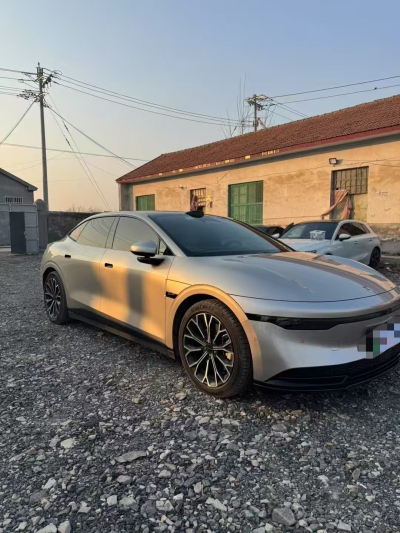 菏泽24年极氪汽车0072