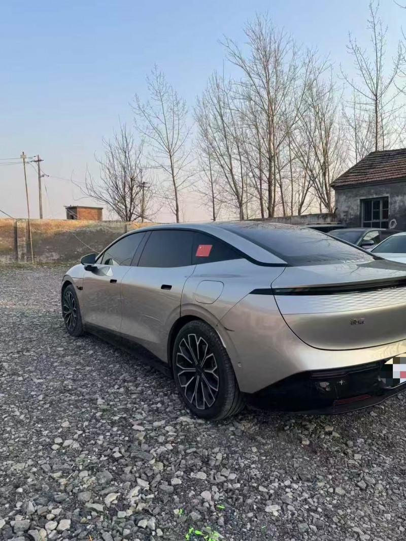 菏泽24年极氪汽车0078