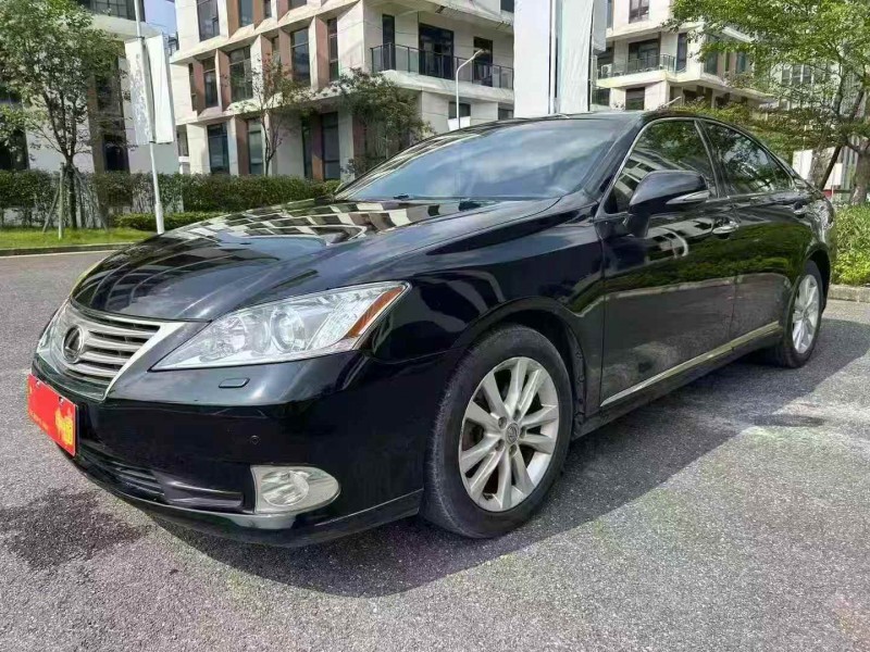 广州12年雷克萨斯ES2