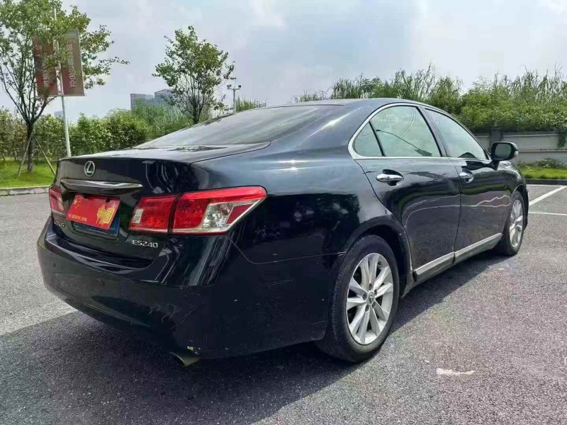 广州12年雷克萨斯ES9