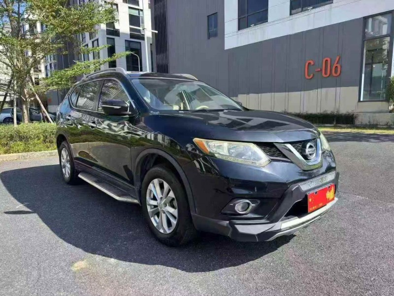 广州16年日产奇骏3