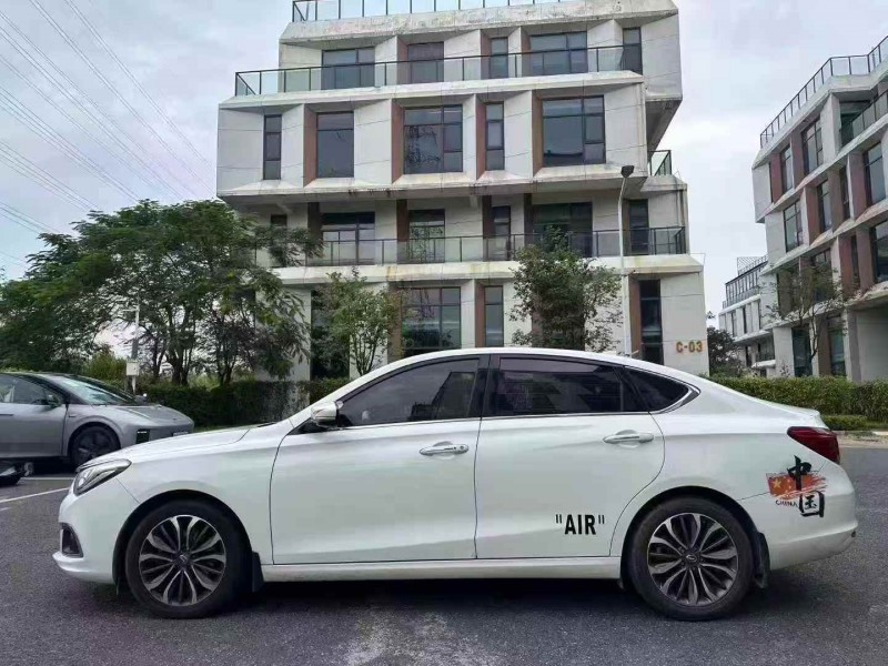 广州19年传祺GA64