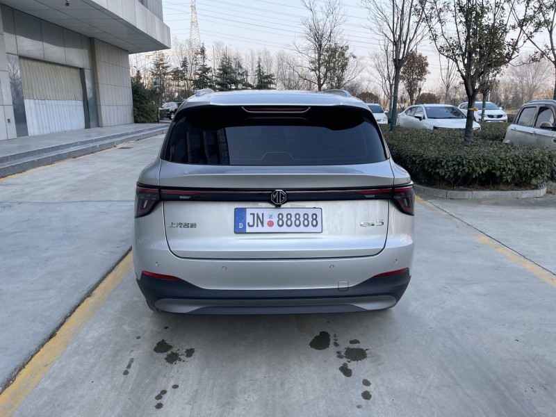 济宁25年名爵es59