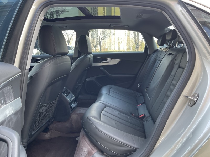 济宁19年奥迪A4L6