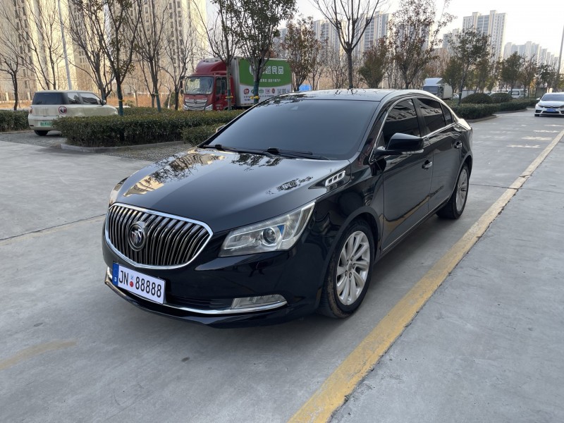 济宁15年别克君越2