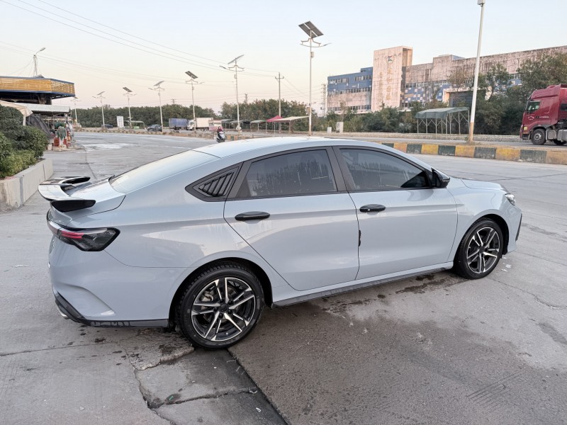 潮州23年吉利缤瑞3