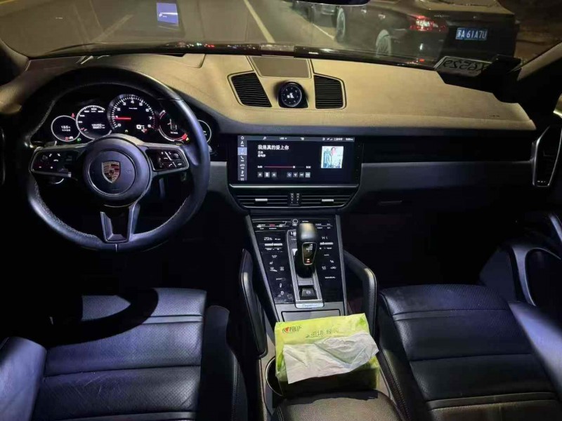 衢州19年保时捷卡宴4