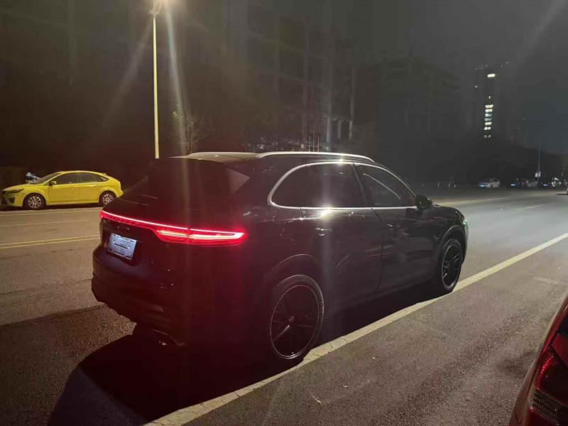 衢州19年保时捷卡宴7