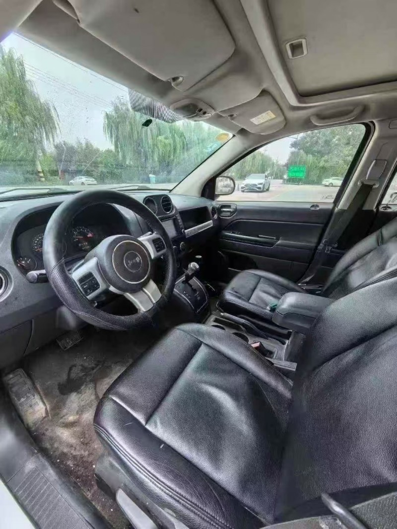 菏泽16年Jeep指南者4