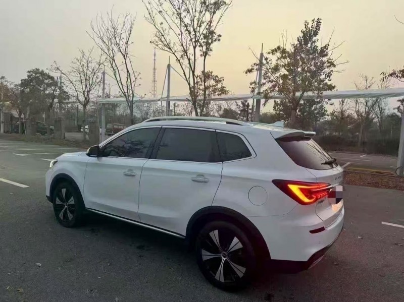 菏泽20年荣威RX57