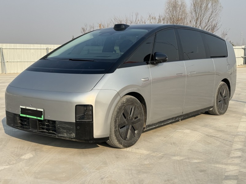 新乡24年理想mega2