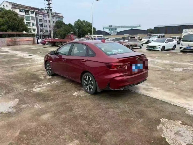 菏泽20年雪佛兰科鲁泽8