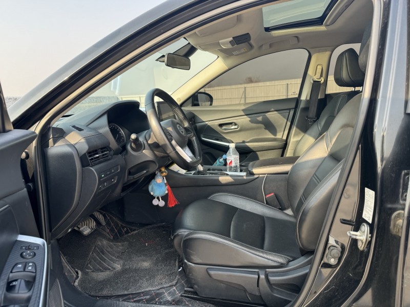 新乡20年日产轩逸4