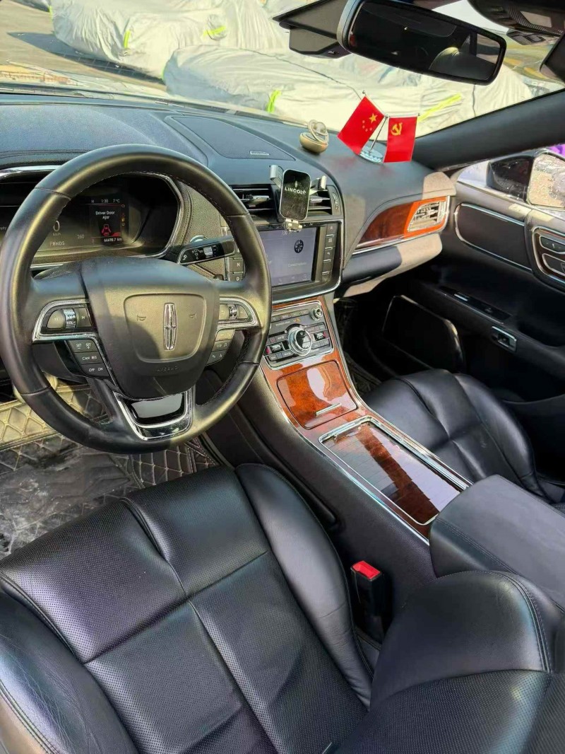 济宁21年林肯大陆6