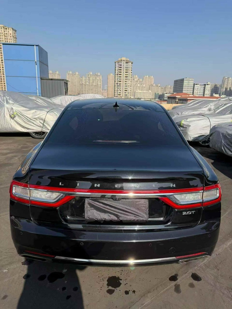 济宁21年林肯大陆9