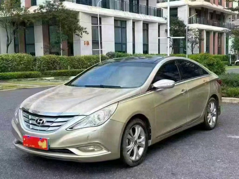 广州12年现代索纳塔2