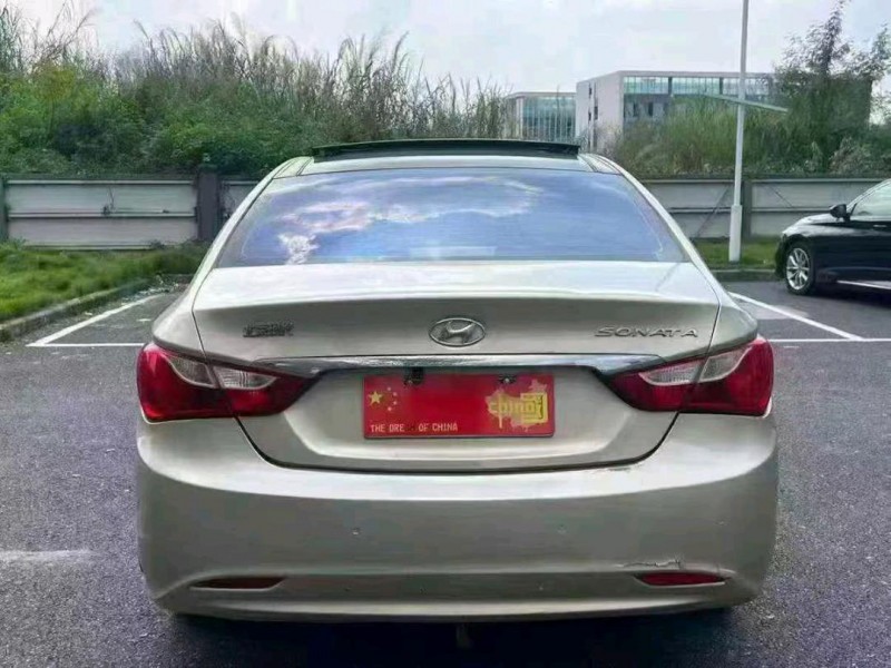 广州12年现代索纳塔5